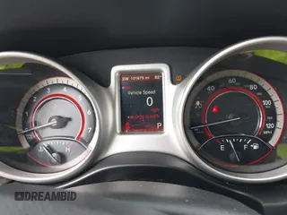 2019 Dodge Journey SE with VIN 3C4PDCBBXKT860142, listed as a IAAI auction lot 42126997 with 101,675 mi miles and . Bid and sale history available at DreamBid. Image 7.