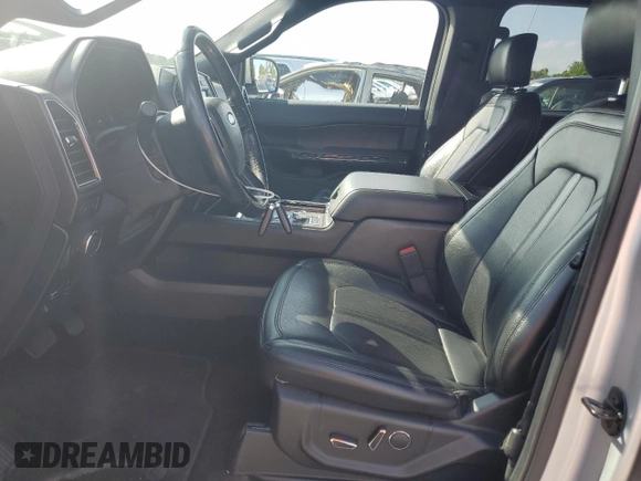 2018 Ford Expedition Limited z VIN 1FMJU2AT4JEA46749, wystawiony jako Copart lot #61037635 z przebiegiem 135 527 mil mil oraz Szkoda całkowita • Salvage title. Historia ofert i sprzedaży dostępna na DreamBid. Obrazek 7.