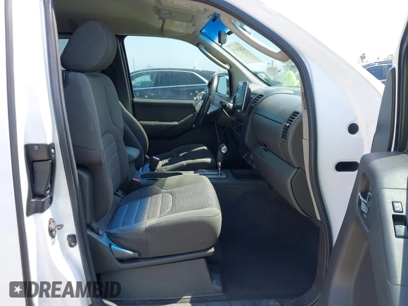 2007 Nissan Frontier Nismo with VIN 1N6AD06W27C439145, listed as a IAAI auction lot 42414658 with 134,452 mi miles and . Bid and sale history available at DreamBid. Image 5.