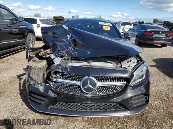 2019 Mercedes-Benz C 300 z VIN WDDWJ8EB3KF925510, wystawiony jako Copart lot #54577375 z przebiegiem 80 366 mil mil oraz Szkoda całkowita • Salvage title. Historia ofert i sprzedaży dostępna na DreamBid. Obrazek 5.