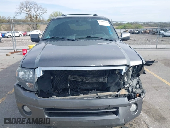 2014 Ford Expedition Max Limited z VIN 1FMJK2A51EEF35056, wystawiony jako IAAI lot #42160938 z przebiegiem 191 992 mil mil oraz . Historia ofert i sprzedaży dostępna na DreamBid. Obrazek 12.