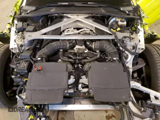 2020 Aston Martin Vantage z VIN SCFSMGAWXLGN03363, wystawiony jako Copart lot #81833084 z przebiegiem Nie podano mil oraz Szkoda całkowita • Salvage title. Historia ofert i sprzedaży dostępna na DreamBid. Obrazek 11.