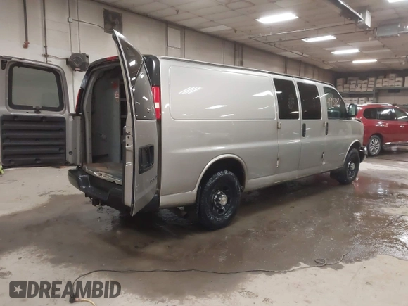 2004 Chevrolet Express Cargo with VIN 1GCGG29V441219788, listed as a IAAI auction lot 41918681 with 380,000 mi miles and . Bid and sale history available at DreamBid. Image 4.