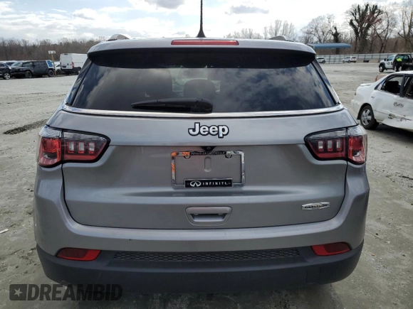 2020 Jeep Compass Latitude with VIN 3C4NJCBB1LT225067, listed as a Copart auction lot 47819295 with 55,579 mi miles and Salvage Title. Bid and sale history available at carsss.com. Image 6.