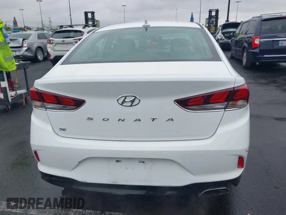 2018 Hyundai Sonata SE z VIN 5NPE24AF8JH693284, wystawiony jako IAAI lot #42184788 z przebiegiem 90 562 mil mil oraz . Historia ofert i sprzedaży dostępna na DreamBid. Obrazek 16.