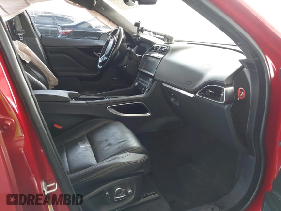 2018 Jaguar F-Pace S z VIN SADCM2FV3JA236643, wystawiony jako IAAI lot #42229247 z przebiegiem 114 654 mil mil oraz . Historia ofert i sprzedaży dostępna na DreamBid. Obrazek 5.