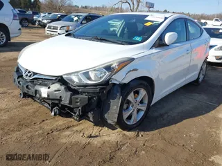 2016 Hyundai Elantra SE with VIN 5NPDH4AE0GH732685, listed as a IAAI auction lot 41654058 with 87,338 mi miles. Bid and sale history available at carsss.com. Image 18.