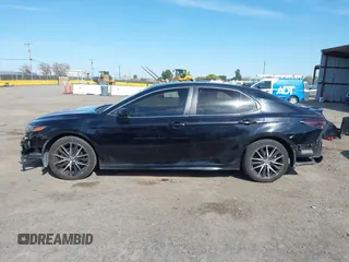 2021 Toyota Camry SE Nightshade with VIN 4T1G11AK3MU413008, listed as a IAAI auction lot 41960358 with 86,104 mi miles and . Bid and sale history available at carsss.com. Image 15.