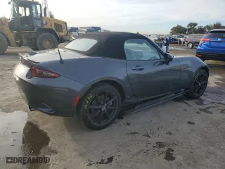 2016 Mazda MX-5 Miata Club with VIN JM1NDAC75G0103739, listed as a Copart auction lot 85727464 with 68,151 mi miles and Salvage Title. Bid and sale history available at carsss.com. Image 3.