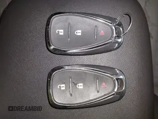 2020 Chevrolet Equinox LS z VIN 2GNAXSEV1L6273872, wystawiony jako IAAI lot #41756956 z przebiegiem 103 024 mil mil oraz . Historia ofert i sprzedaży dostępna na DreamBid. Obrazek 11.