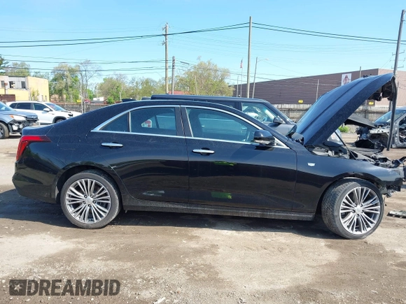 2021 Cadillac CT4 Premium Luxury z VIN 1G6DF5RK8M0121711, wystawiony jako IAAI lot #42197628 z przebiegiem Nie podano mil oraz . Historia ofert i sprzedaży dostępna na DreamBid. Obrazek 13.