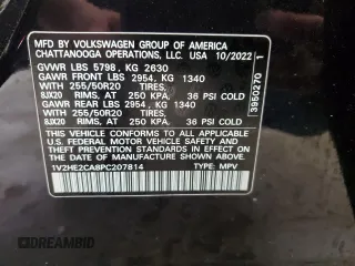 2023 Volkswagen Atlas SE z VIN 1V2HE2CA8PC207814, wystawiony jako Copart lot #54063135 z przebiegiem 32 947 mil mil oraz Szkoda całkowita • Salvage title. Historia ofert i sprzedaży dostępna na DreamBid. Obrazek 13.