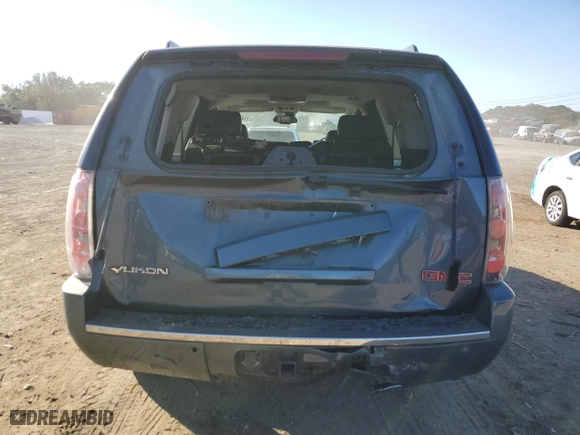 2007 GMC Yukon Denali with VIN 1GKFK63857J385248, listed as a Copart auction lot 75475454 with 102,664 mi miles and Salvage Title. Bid and sale history available at carsss.com. Image 6.
