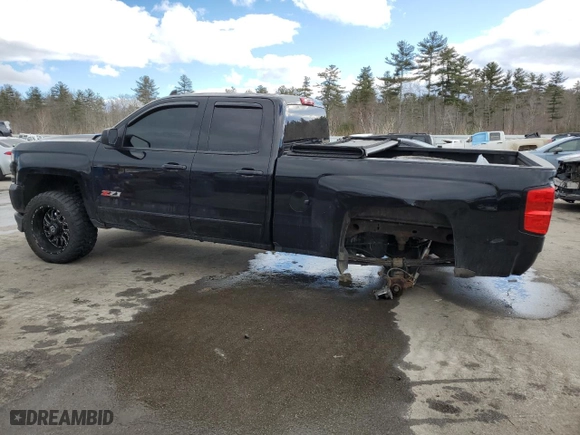2018 Chevrolet Silverado 1500 LT with VIN 1GCVKREC1JZ238430, listed as a Copart auction lot 45906105 with 112,562 mi miles and Salvage Title. Bid and sale history available at carsss.com. Image 2.