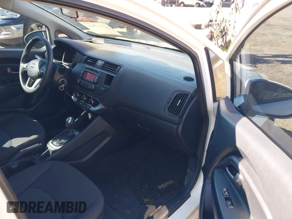 2014 Kia Rio LX with VIN KNADM4A30E6403029, listed as a IAAI auction lot 41717924 with 61,192 mi miles. Bid and sale history available at carsss.com. Image 5.
