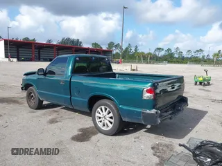 1997 Isuzu Hombre S z VIN 1GGCS1445V8656678, wystawiony jako IAAI lot #41953915 z przebiegiem 114 797 mil mil oraz . Historia ofert i sprzedaży dostępna na DreamBid. Obrazek 3.