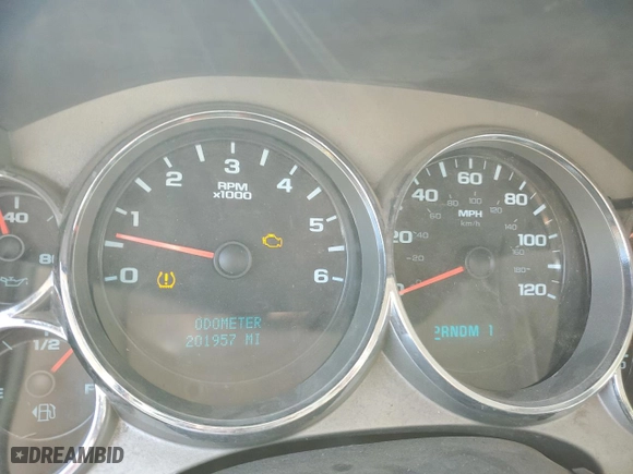 2008 Chevrolet Silverado 2500HD Work Truck with VIN 1GCHK23K98F186653, listed as a Copart auction lot 74286624 with 201,957 mi miles and Clean Title. Bid and sale history available at carsss.com. Image 9.