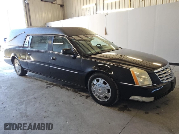 2011 Cadillac DTS Professional Funeral Coach z VIN 1GE8K8C68BU500096, wystawiony jako Copart lot #87599435 z przebiegiem 64 600 mil mil oraz Czysty tytuł • Clean title. Historia ofert i sprzedaży dostępna na DreamBid. Obrazek 4.