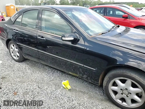 2003 Mercedes-Benz C 240 with VIN WDBRF61J93E013383, listed as a Copart auction lot 55706845 with 201,576 mi miles and Salvage title. Bid and sale history available at DreamBid. Image 14.