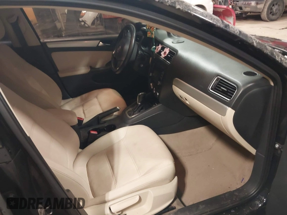 2012 Volkswagen Jetta TDI with VIN 3VWLL7AJXCM031579, listed as a IAAI auction lot 41227325 with 123,273 mi miles and . Bid and sale history available at DreamBid. Image 5.