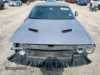 2016 Dodge Challenger SXT z VIN 2C3CDZAG1GH137976, wystawiony jako Copart lot #58702105 z przebiegiem 244 470 mil mil oraz Szkoda całkowita • Salvage title. Historia ofert i sprzedaży dostępna na DreamBid. Obrazek 5.