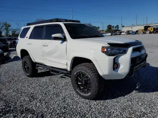 2019 Toyota 4Runner SR5 with VIN JTEZU5JR7K5196882, listed as a Copart auction lot 49274255 with 94,879 mi miles and Salvage Title. Bid and sale history available at carsss.com. Image 4.