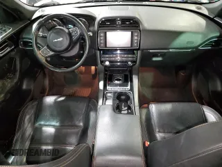 2017 Jaguar F-PACE 20d Prestige with VIN SADCK2BN2HA086854, listed as a Copart auction lot 88211075 with 76,355 mi miles and Salvage Title. Bid and sale history available at carsss.com. Image 8.