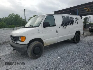 2005 Ford Econoline Cargo z VIN 1FTNE24W35HA94644, wystawiony jako Copart lot #56523545 z przebiegiem Nie podano mil oraz Szkoda całkowita • Salvage title. Historia ofert i sprzedaży dostępna na DreamBid. Obrazek 1.