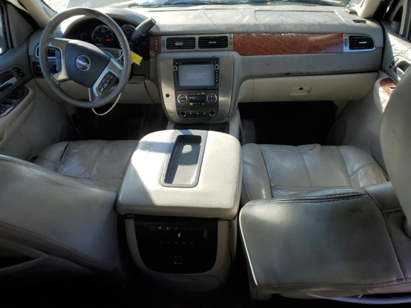 2007 GMC Yukon XL SLT with VIN 1GKFC16047J167680, listed as a Copart auction lot 88666585 with 0 mi miles and Salvage Title. Bid and sale history available at carsss.com. Image 8.