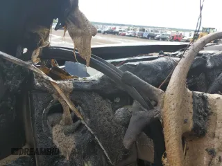 2015 Ford F-250 Lariat z VIN 1FT7W2B65FEA81695, wystawiony jako Copart lot #63207315 z przebiegiem Nie podano mil oraz Szkoda całkowita • Salvage title. Historia ofert i sprzedaży dostępna na DreamBid. Obrazek 9.