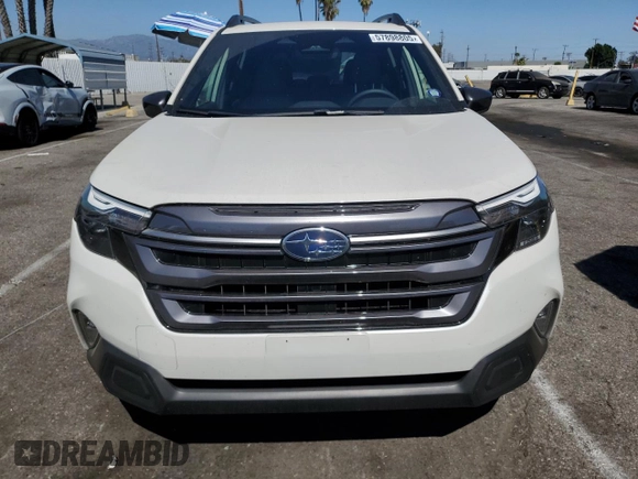 2025 Subaru Forester Premium with VIN JF2SLDBCXSH522476, listed as a Copart auction lot 57898805 with 1,999 mi miles and Salvage title. Bid and sale history available at DreamBid. Image 5.