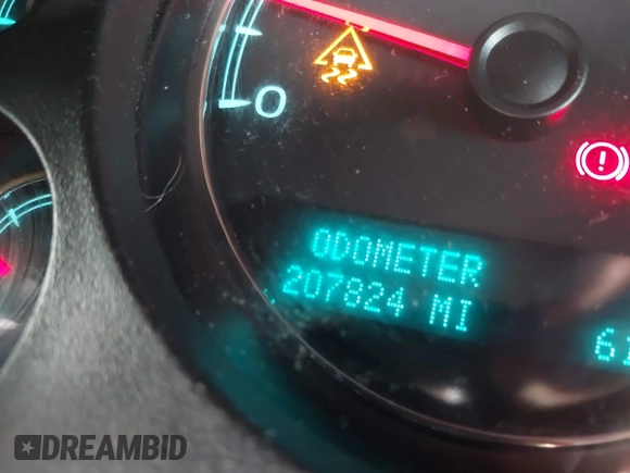 2011 Chevrolet Suburban LTZ with VIN 1GNSKKE39BR303754, listed as a IAAI auction lot 42070374 with 207,824 mi miles and . Bid and sale history available at DreamBid. Image 15.