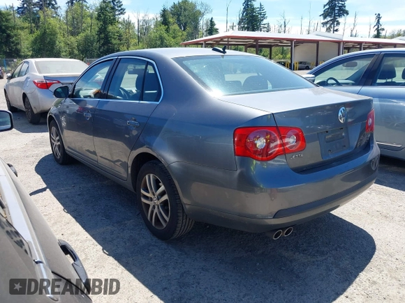 2006 Volkswagen Jetta 2.5L with VIN 3VWSF71K56M630177, listed as a IAAI auction lot 42643383 with 150,325 mi miles and . Bid and sale history available at DreamBid. Image 3.