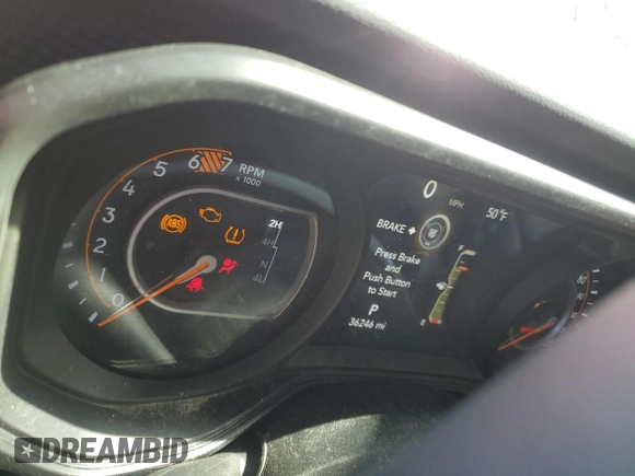 2024 Jeep Wrangler Rubicon z VIN 1C4PJXFG8RW264800, wystawiony jako Copart lot #51632235 z przebiegiem 36 246 mil mil oraz Szkoda całkowita • Salvage title. Historia ofert i sprzedaży dostępna na DreamBid. Obrazek 9.