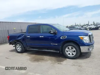 2017 Nissan Titan SV z VIN 1N6AA1EJ1HN535598, wystawiony jako IAAI lot #42237925 z przebiegiem 49 425 mil mil oraz . Historia ofert i sprzedaży dostępna na DreamBid. Obrazek 13.