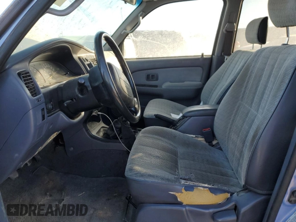 1997 Toyota 4Runner z VIN JT3HM84R5V0021484, wystawiony jako Copart lot #87942475 z przebiegiem 296 181 mil mil oraz Czysty tytuł • Clean title. Historia ofert i sprzedaży dostępna na DreamBid. Obrazek 7.