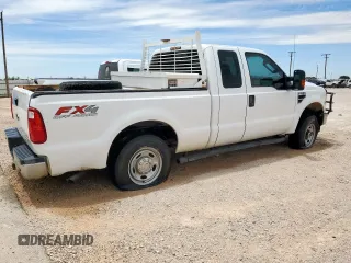 2010 Ford F-250 XL z VIN 1FTSX2B58AEA95811, wystawiony jako Copart lot #57290265 z przebiegiem 251 281 mil mil oraz Tytuł czysty. Historia ofert i sprzedaży dostępna na DreamBid. Obrazek 3.