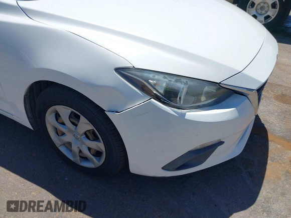 2015 Mazda 3 i Sport z VIN 3MZBM1U7XFM162683, wystawiony jako IAAI lot #39303837 z przebiegiem 137 959 mil mil oraz . Historia ofert i sprzedaży dostępna na DreamBid. Obrazek 6.
