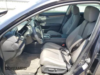 2020 Honda Civic EX-L z VIN 19XFC1F73LE017348, wystawiony jako Copart lot #52492255 z przebiegiem Nie podano mil oraz Szkoda całkowita • Salvage title. Historia ofert i sprzedaży dostępna na DreamBid. Obrazek 7.