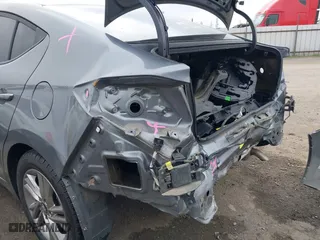 2019 Hyundai Elantra SEL with VIN KMHD84LF1KU816854, listed as a IAAI auction lot 41648387 with 55,070 mi miles. Bid and sale history available at carsss.com. Image 18.