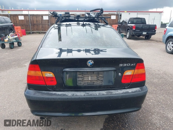 2005 BMW 3 Series 330xi с VIN WBAEW53425PN39800, выставлен на аукционе IAAI как лот 42478607 с пробегом 357 795 миль миль и . История ставок и продаж доступна на DreamBid. Изображение 16.