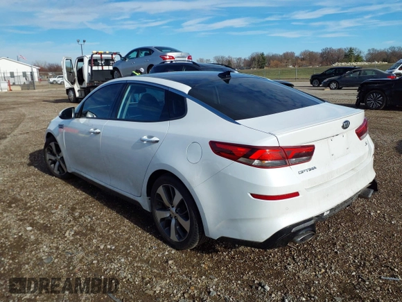 2019 Kia Optima LX with VIN 5XXGT4L31KG334865, listed as a IAAI auction lot 41044256 with 54,717 mi miles. Bid and sale history available at carsss.com. Image 3.