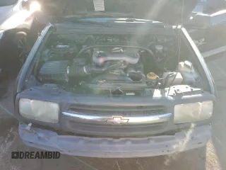 2004 Chevrolet Tracker ZR2 with VIN 2CNBJ734246907452, listed as a Copart auction lot 73102754 with 286,234 mi miles and Clean title. Bid and sale history available at DreamBid. Image 12.