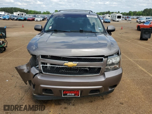 2013 Chevrolet Suburban LS z VIN 1GNSCHE00DR221307, wystawiony jako Copart lot #54684925 z przebiegiem 203 169 mil mil oraz Szkoda całkowita • Salvage title. Historia ofert i sprzedaży dostępna na DreamBid. Obrazek 5.