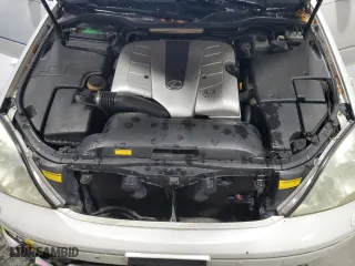 2002 Lexus LS 430 with VIN JTHBN30FX20080117, listed as a Copart auction lot 49990705 with 272,036 mi miles and Salvage Title. Bid and sale history available at carsss.com. Image 11.