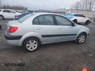 2007 Kia Rio LX with VIN KNADE123476256372, listed as a Copart auction lot 84759904 with 88,725 mi miles and Salvage Title. Bid and sale history available at carsss.com. Image 3.