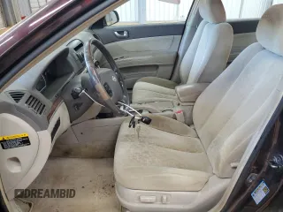 2006 Hyundai Sonata GLS z VIN KMHEU46C06A116199, wystawiony jako Copart lot #53669785 z przebiegiem 290 545 mil mil oraz Szkoda całkowita • Salvage title. Historia ofert i sprzedaży dostępna na DreamBid. Obrazek 7.