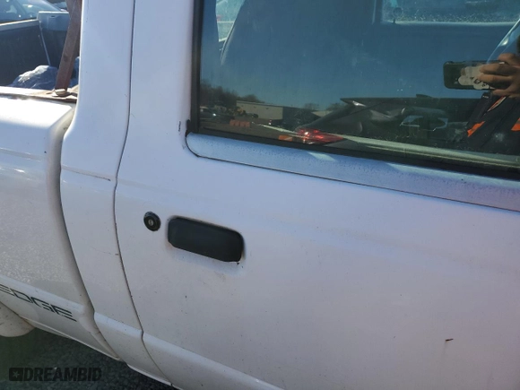 2002 Ford Ranger Edge Plus with VIN 1FTYR11U72TA63002, listed as a Copart auction lot 83721964 with 144,253 mi miles and Clean Title. Bid and sale history available at carsss.com. Image 10.