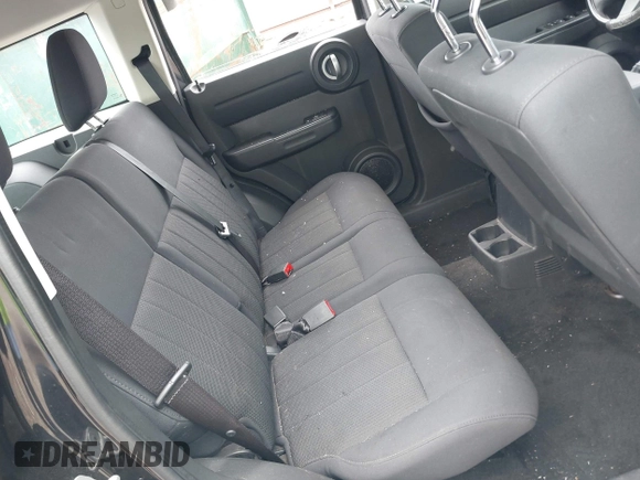 2011 Dodge Nitro SE z VIN 1D4PU2GK2BW506972, wystawiony jako IAAI lot #42402117 z przebiegiem 154 487 mil mil oraz . Historia ofert i sprzedaży dostępna na DreamBid. Obrazek 8.
