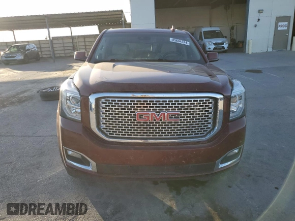 2017 GMC Yukon Denali with VIN 1GKS1CKJ1HR289530, listed as a Copart auction lot 85644374 with 131,614 mi miles and Salvage Title. Bid and sale history available at carsss.com. Image 5.